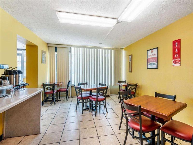 Econo Lodge Near Missouri University Of Science And Technology Rolla Exterior foto