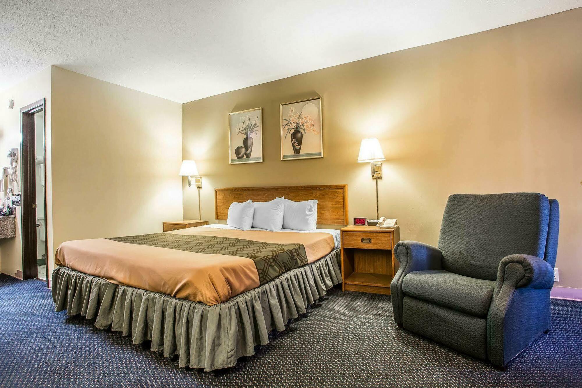 Econo Lodge Near Missouri University Of Science And Technology Rolla Exterior foto
